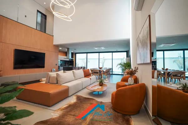 Casa em Condomínio de Excelente Padrão
