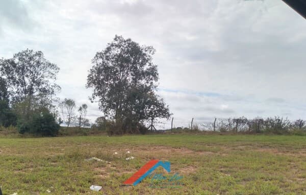 Belo terreno em residencial planejado