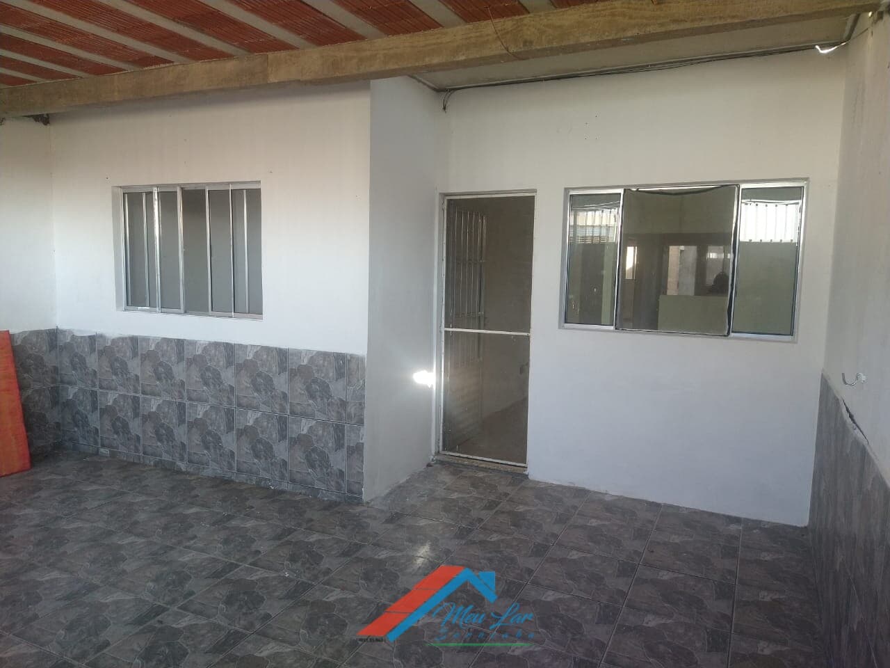 Casa ampla com ótimo custo x benefício