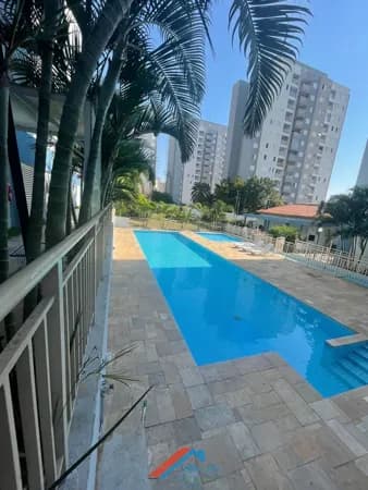 Lindo imóvel mobiliado no Campolim!