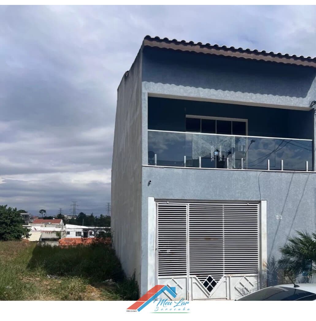 Sobrado amplo com terreno para ampliação