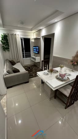 Belo apartamento com modulados