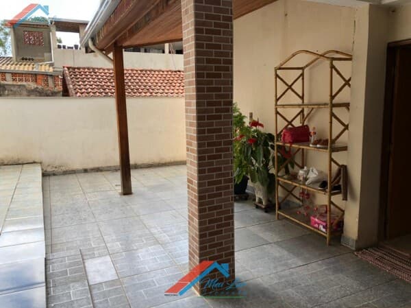 Linda casa com 4 dormitórios