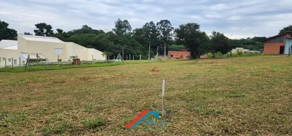 Terreno amplo com ótimo preço