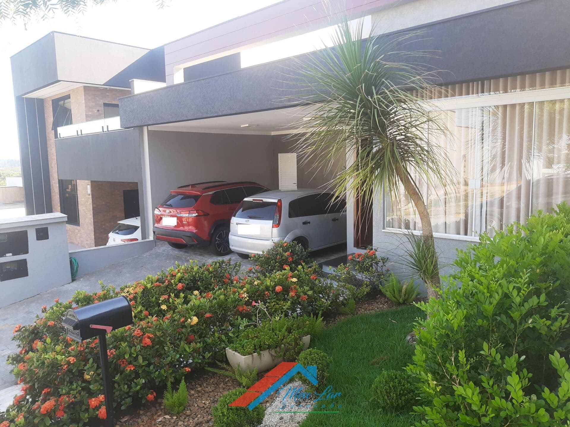 Linda Casa em Condomínio
