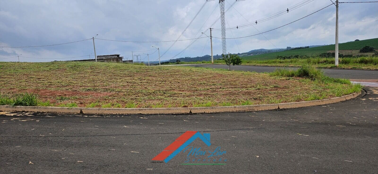 Lindo terreno em residencial planejado