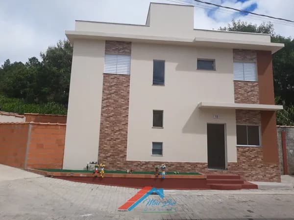 Sobrado com alto potencial de valorização