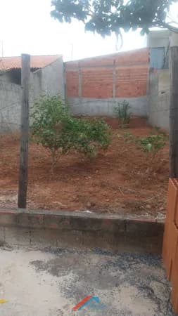Excepcional terreno amplo próximo ao Centro do Éden