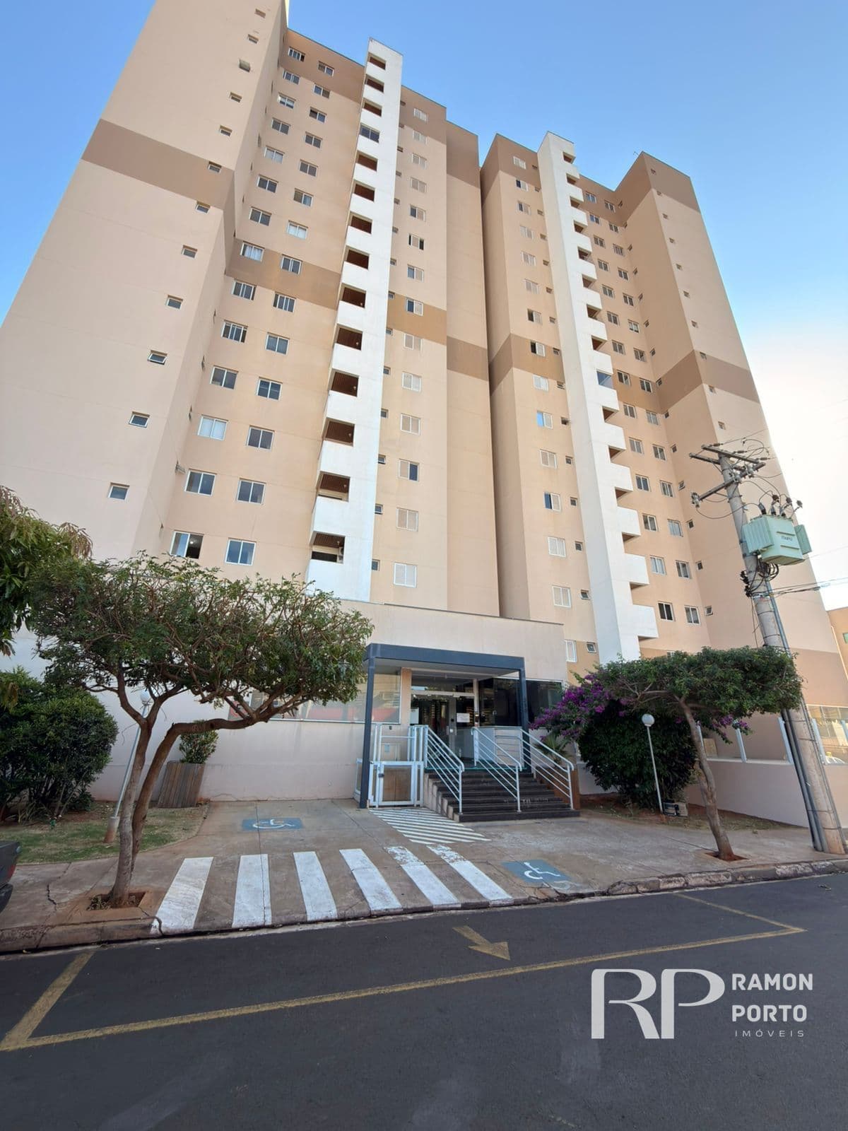 Apartamento 2 Quartos com Suíte | 2 Vagas | Ed. Valdemar Vetorasso