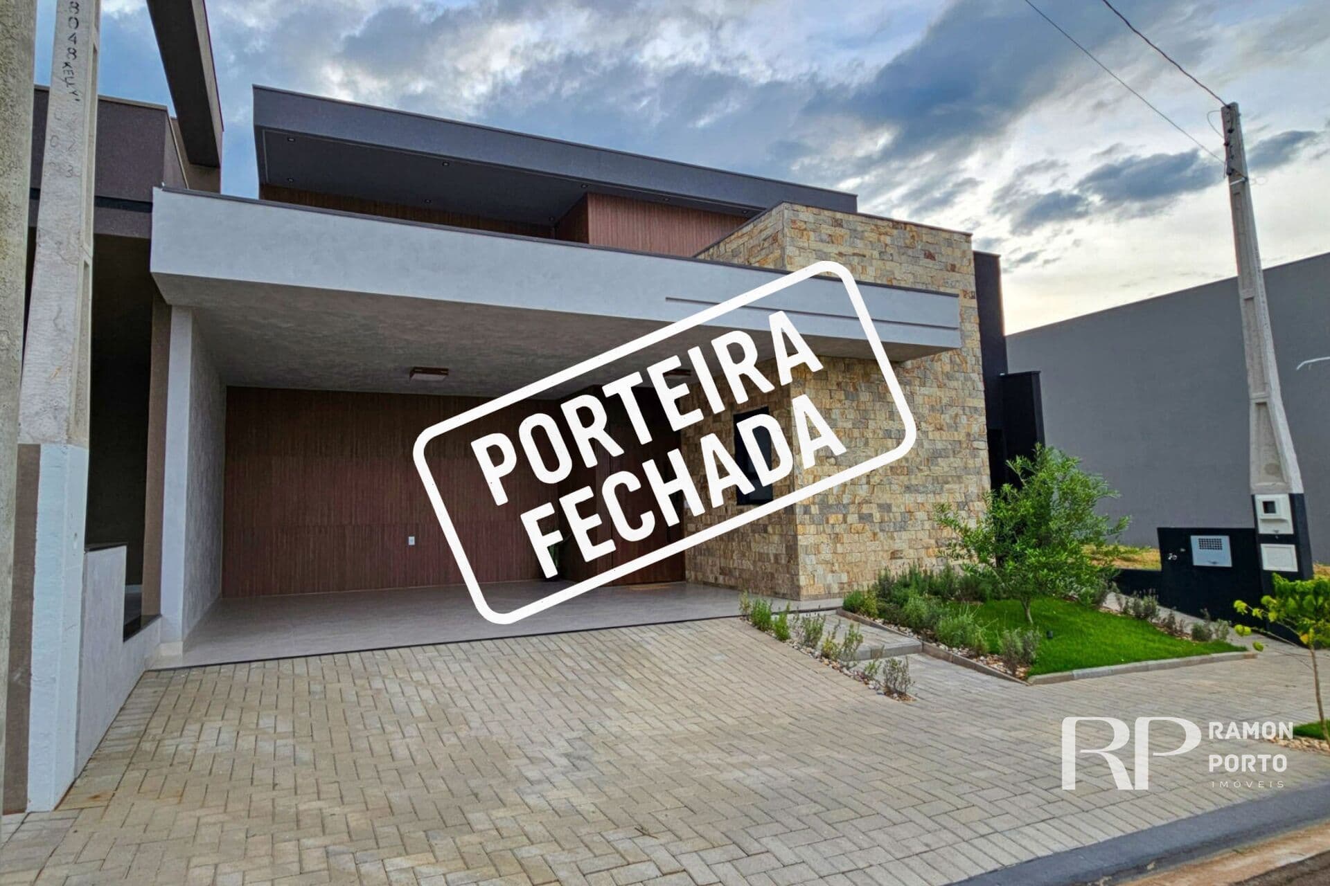 Casa mobiliada, são 3 suítes, escritório, cozinha gourmet, piscina, em Condomínio para venda SetLife II Mirassol - SP.