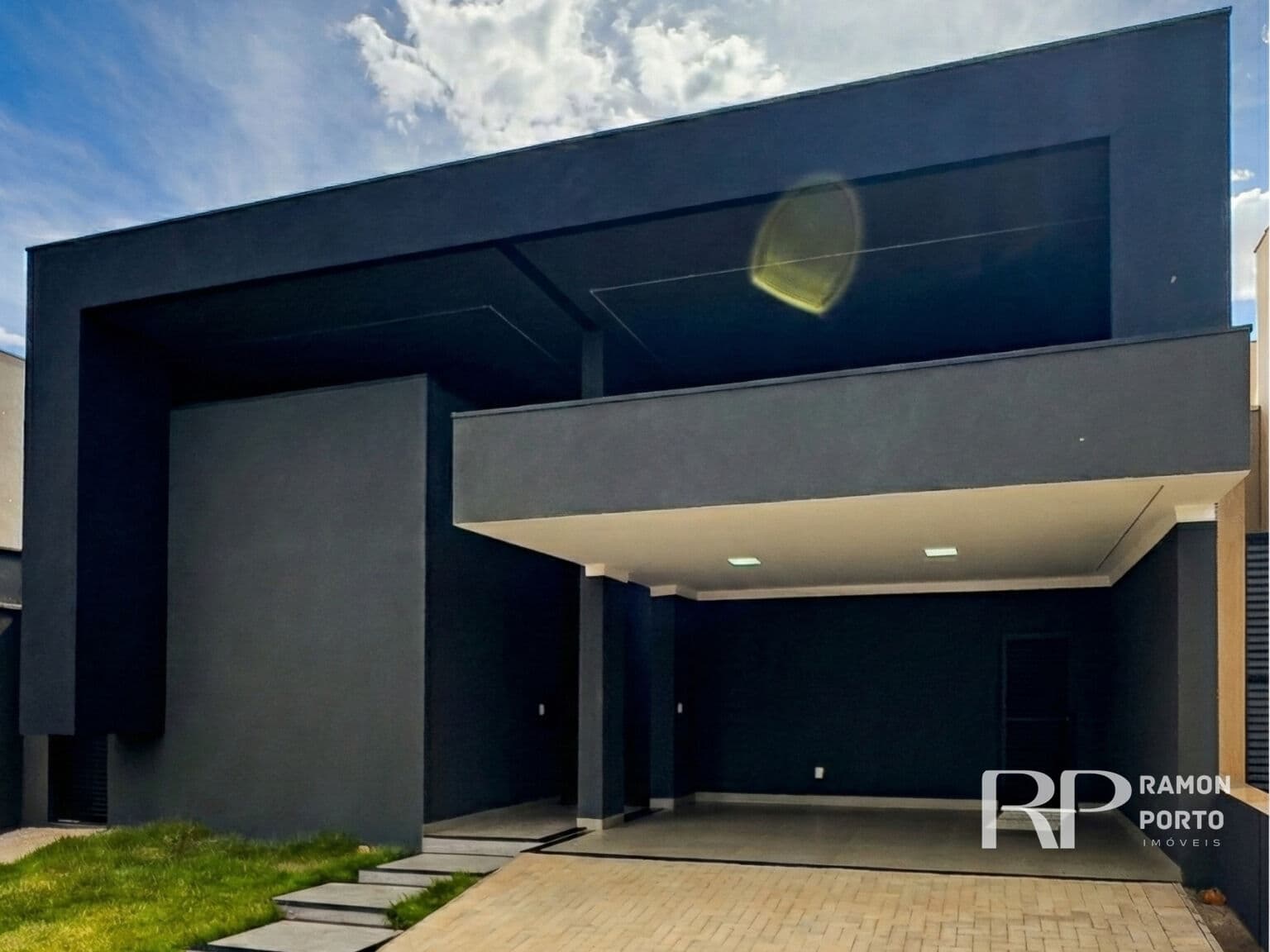 Casa à venda no condomínio Quinta do Lago 1 - Blue Lagoon | 3 Suítes | Piscina aquecida | Home privativo