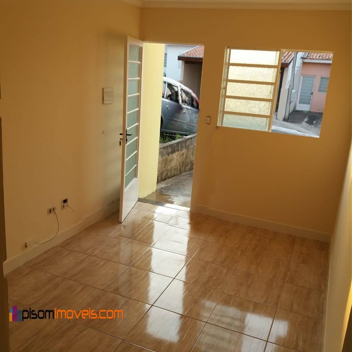 Casa em Condomínio à venda 2 quartos, 2 vagas descobertas, 54 m2, Parque Santo Antônio - Jacareí/SP