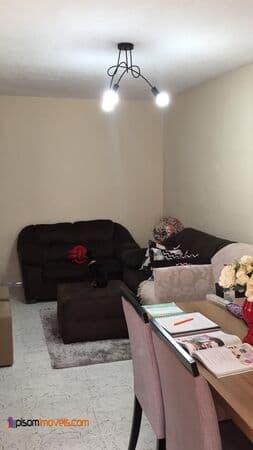 Casa com ponto comercial à venda ou troca, 3 quartos, 1 banheiro, 61 m2, Parque Califórnia, São José dos Campos, SP