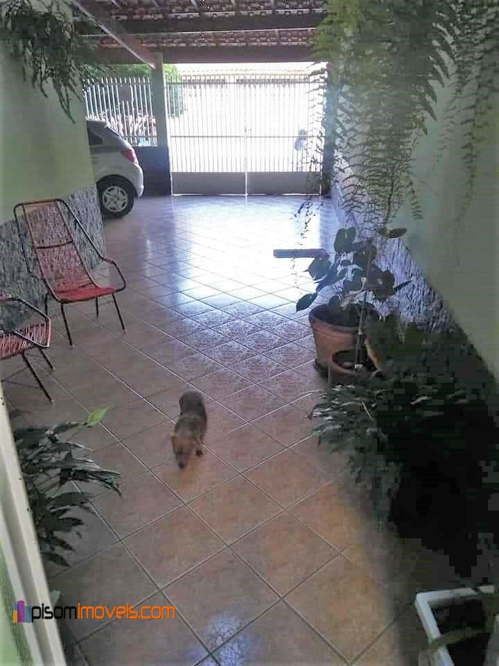 Casa à venda 3 quartos, 1 suíte, 4 vagas, 125 m2, Bosque dos Eucaliptos, São José dos Campos-SP