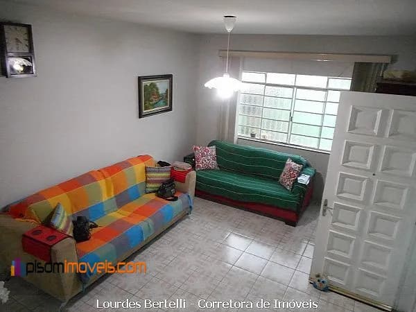 Sobrado à venda 3 quartos, 3 banheiros, 3 vagas, 130 m2