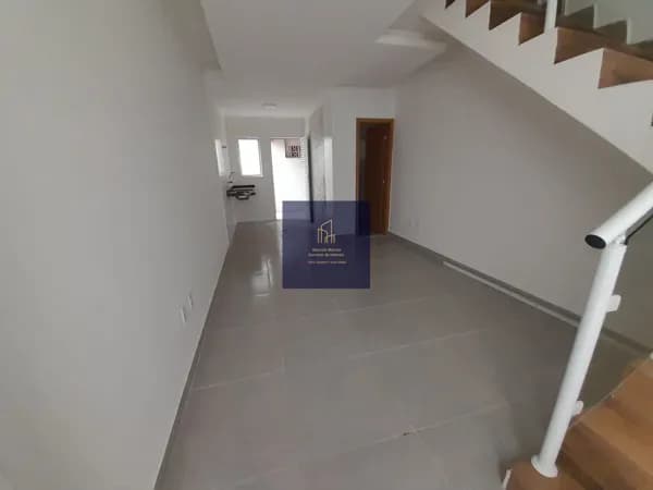Casa de Condomínio em Praia Grande - Nova Mirim