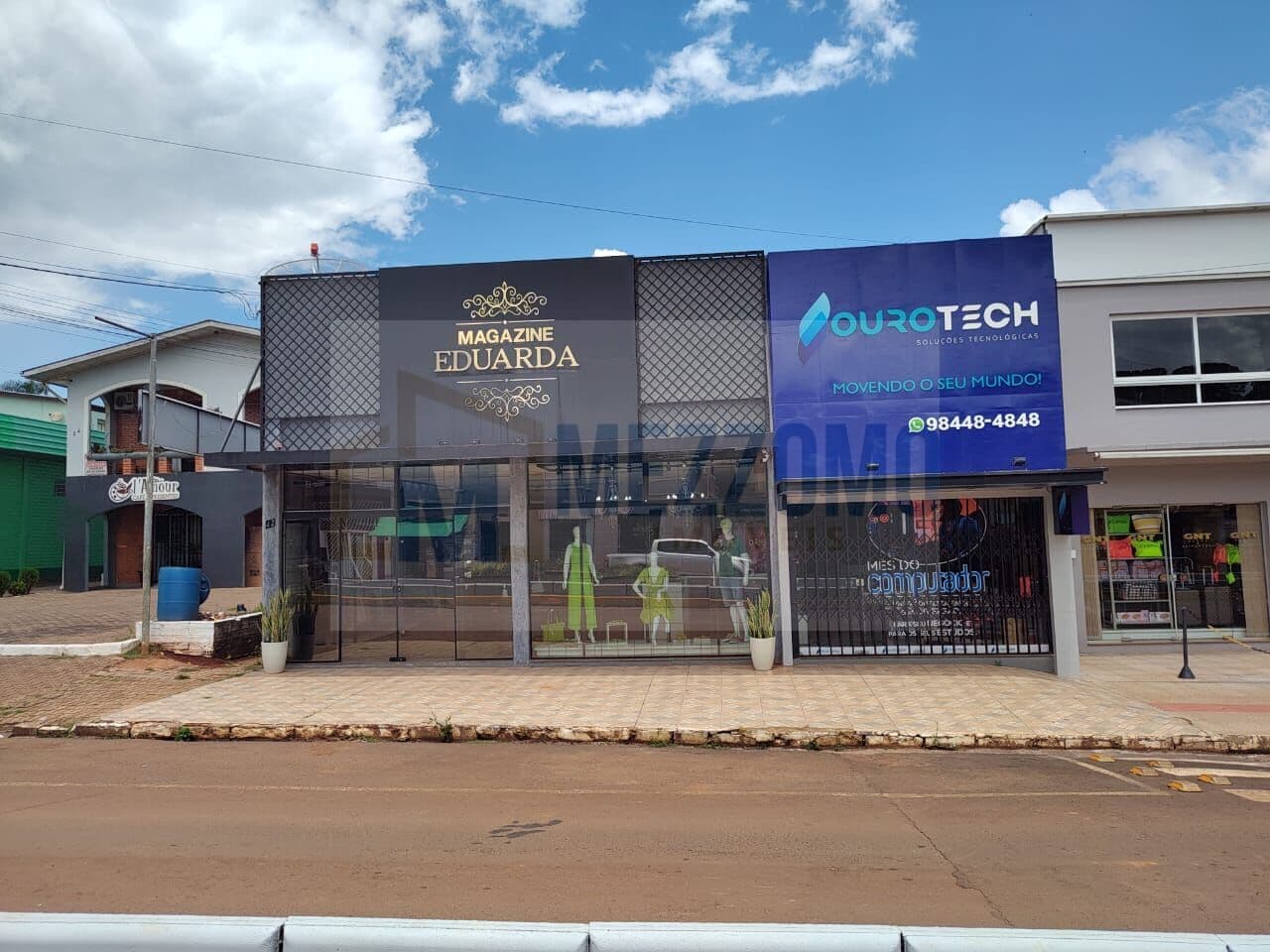 Prédio/Edifício Inteiro em São José do Ouro - Centro