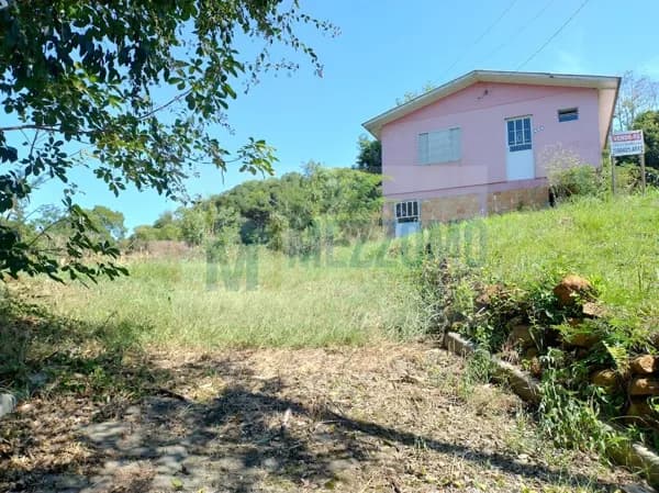Casa em Paim Filho - Centro