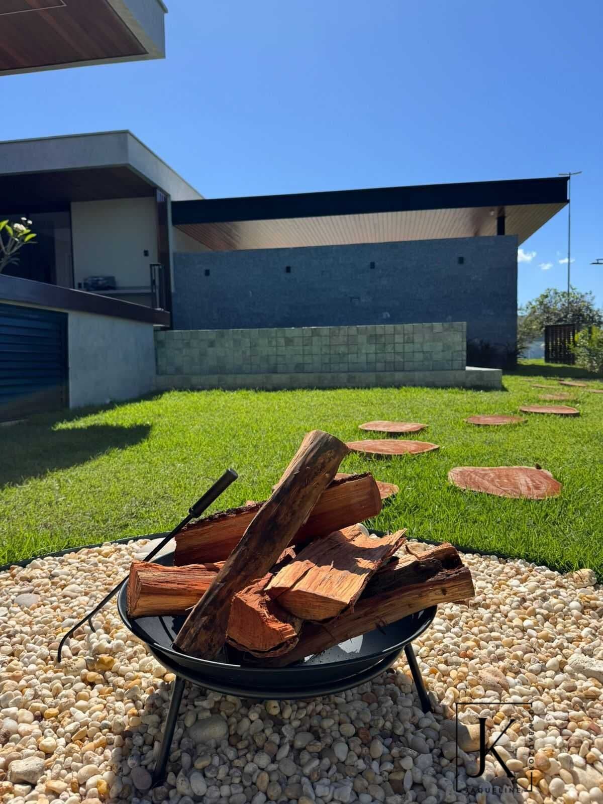 Casa Condomínio Florais Da Mata - 645 m²