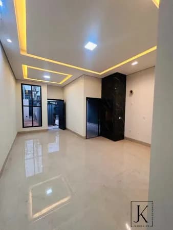 Casa Padrão, 180 m² - Jardim Primavera
