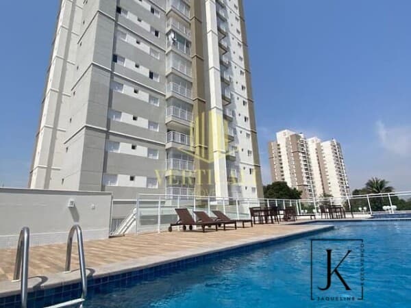Apartamento Padrão no Condomínio Villagio Calábria