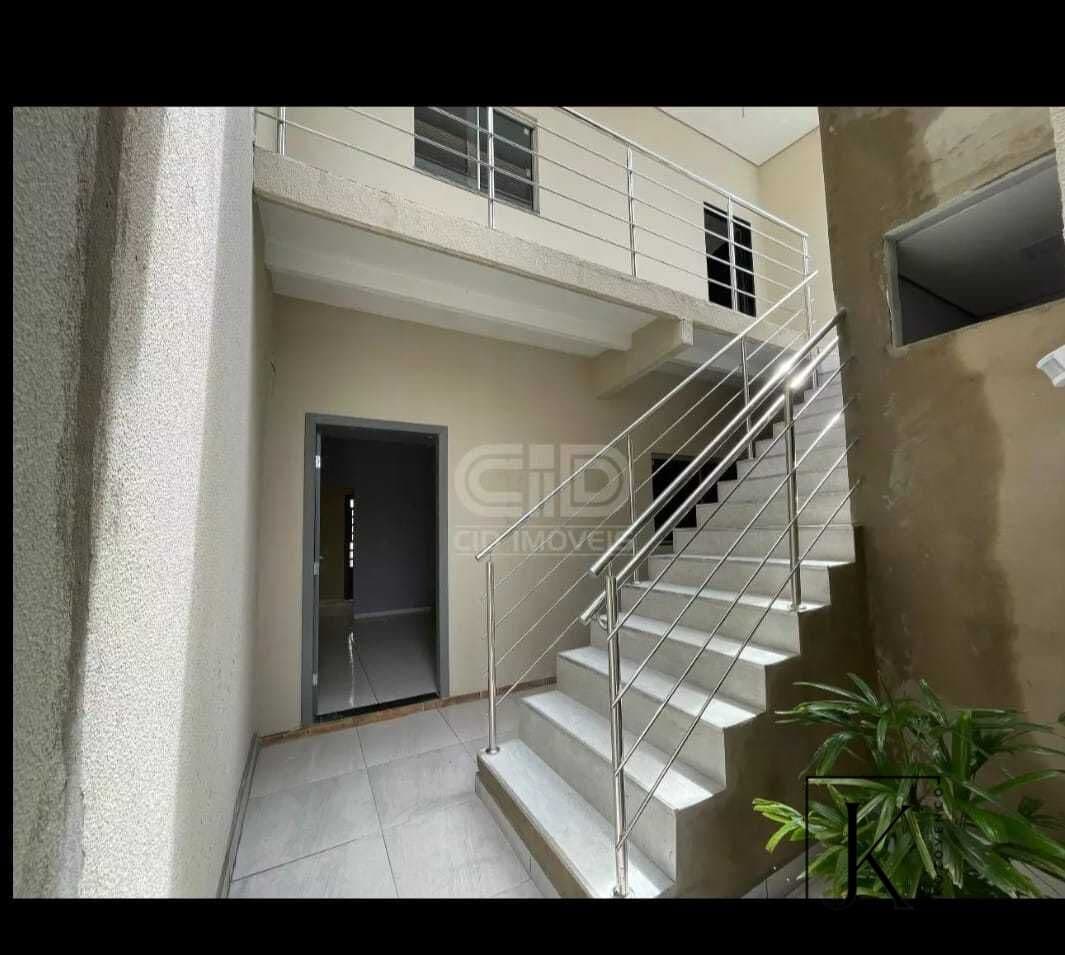 Prédio Comercial - Recém Construído