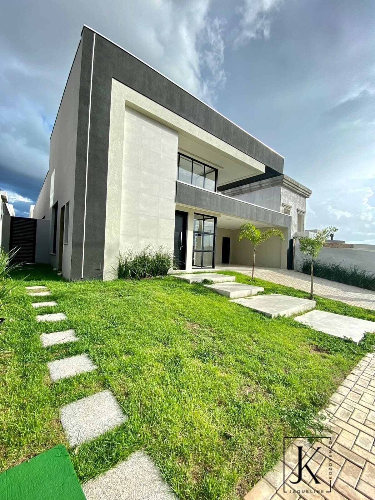 Casa em Condomínio Florais do Valle - 436,40 - Ribeirão do lipa