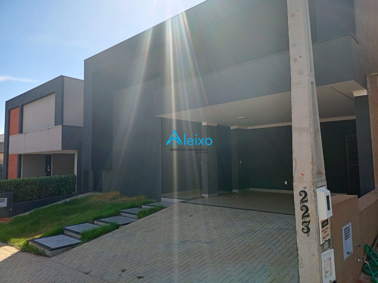 Casa Alto padrão