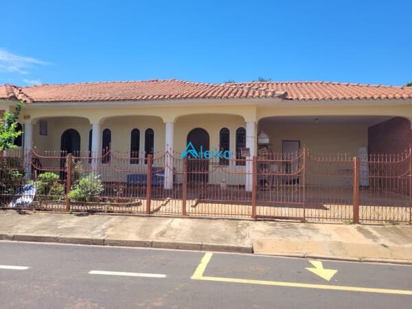 Casa em São José do Rio Preto - Vila Elvira