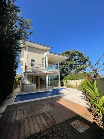 Casa de Condomínio em São José do Rio Preto - Residencial Jardins