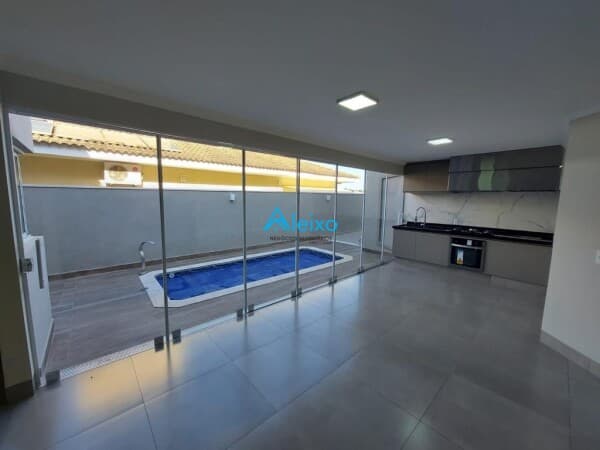 Casa em São José do Rio Preto - Parque Residencial Damha IV