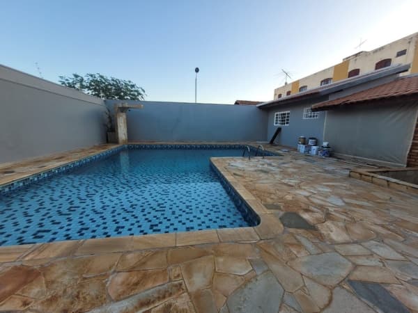 Maravilhosa casa para venda no Parque Industrial em São José do Rio Preto - SP
