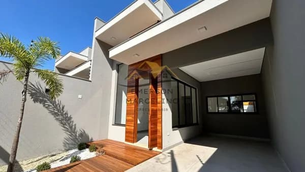 Casa Geminada de Alto Padrão com 3 Quartos Completa - Jardim Piza