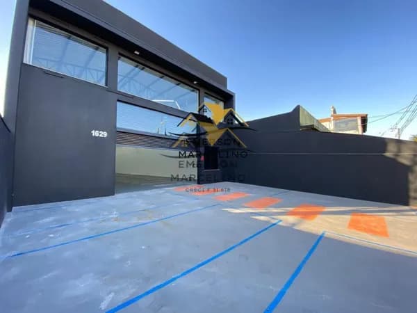 ALUGO Moderno Barracão com 560m2 na Av. São João