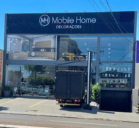 ALUGO Moderno Barracão de 404m2 na Av. Maringá