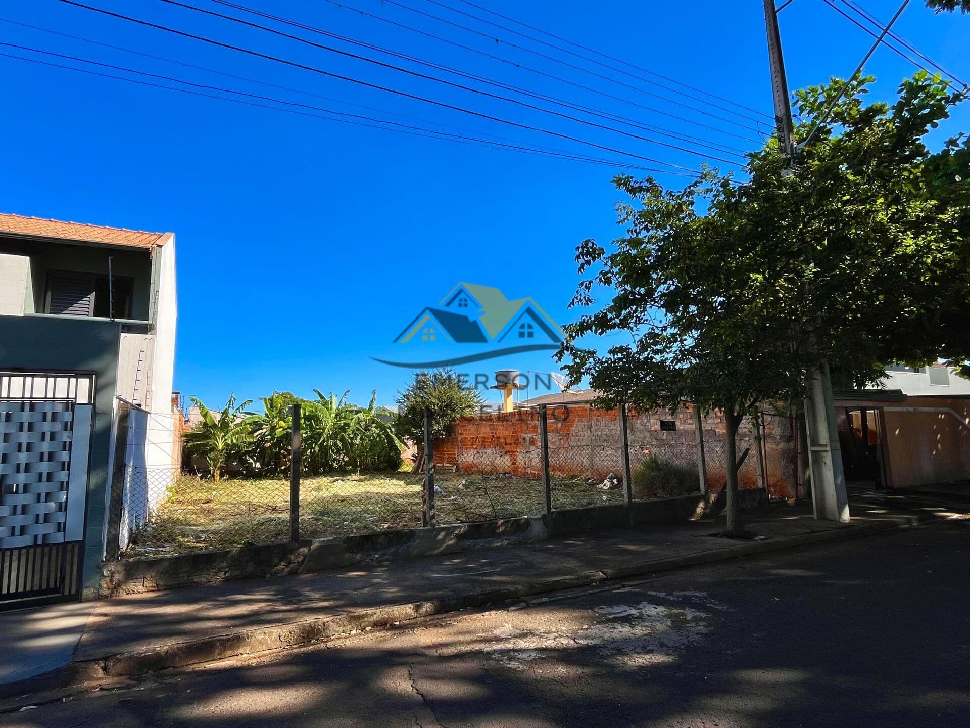 VENDO - Terreno de 370m2 no Jardim Antares - Região Leste