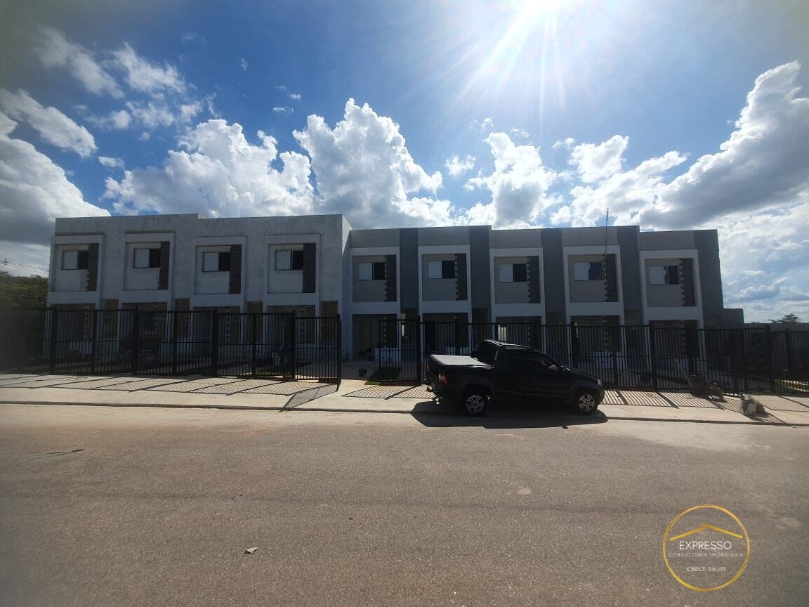 Sobrado a venda bairro villaggio Ipanema em fase de acabamento previsão Agosto 2023