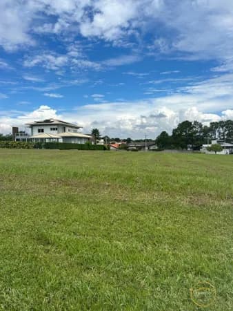 Terreno a venda Condomínio Dacha