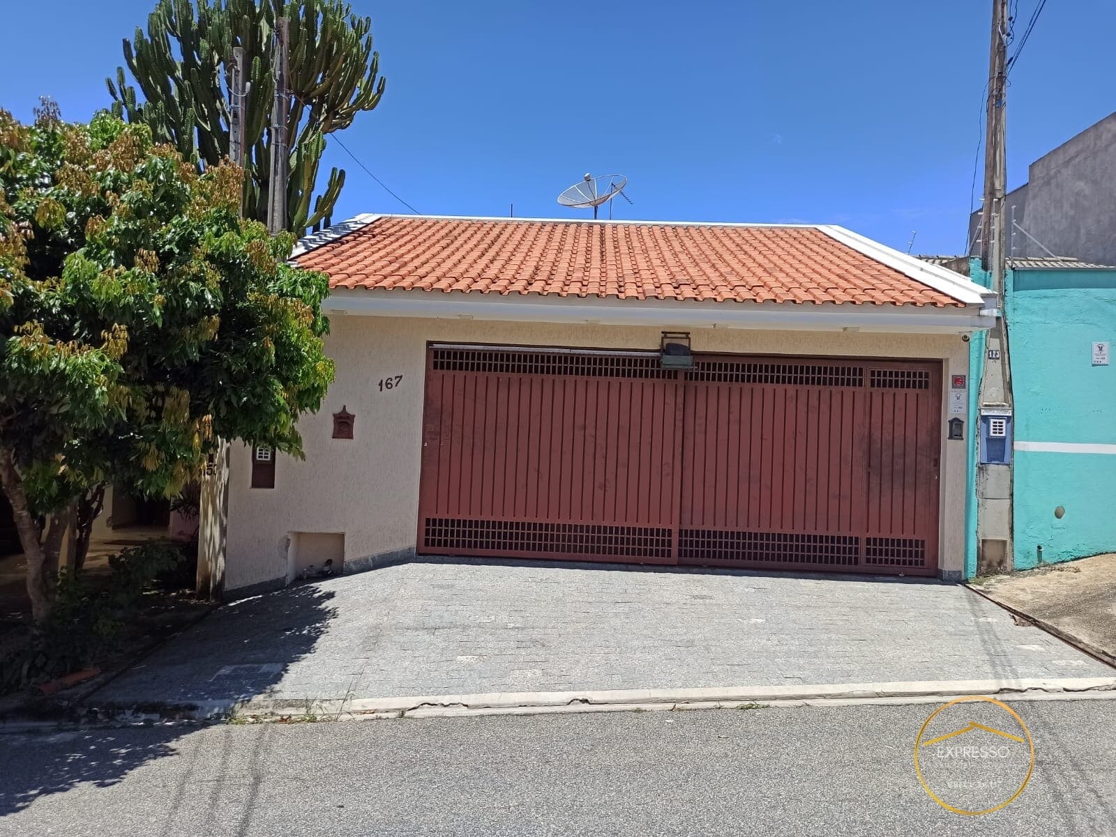 Casa a venda no bairro Wanel Ville
