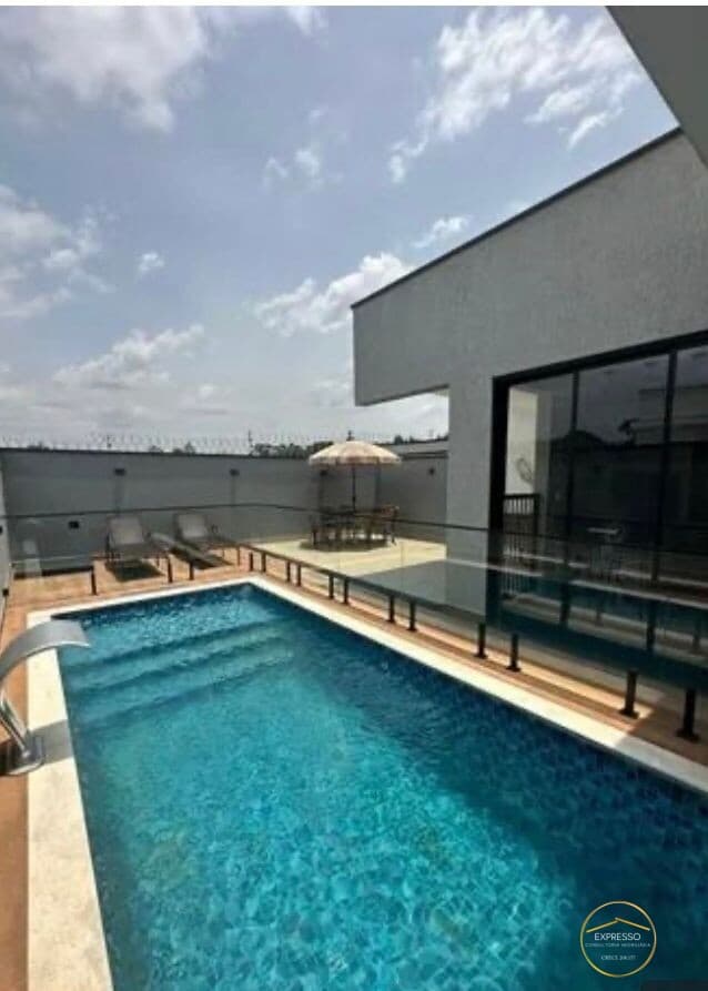 Casa de Condomínio em Sorocaba - Condomínio Santinon