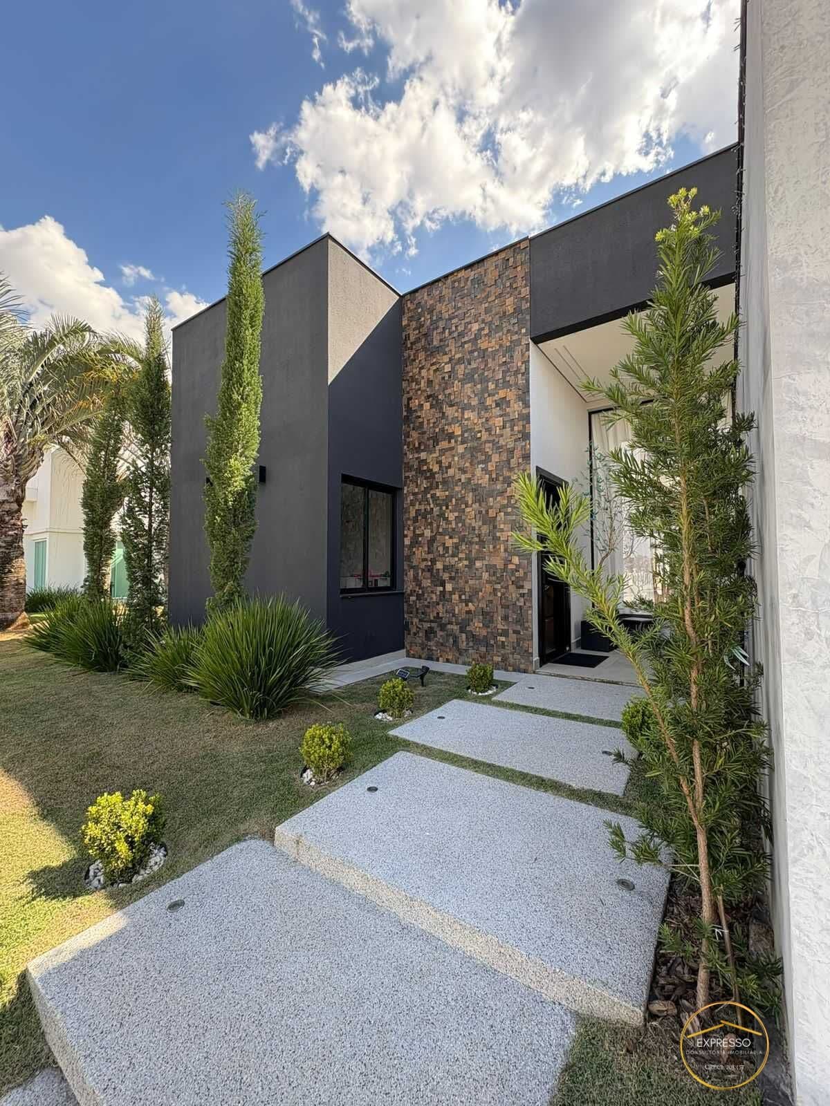 Casa em Araçoiaba da Serra - Centro