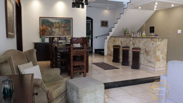 Casa Padrão na Vila São Jorge