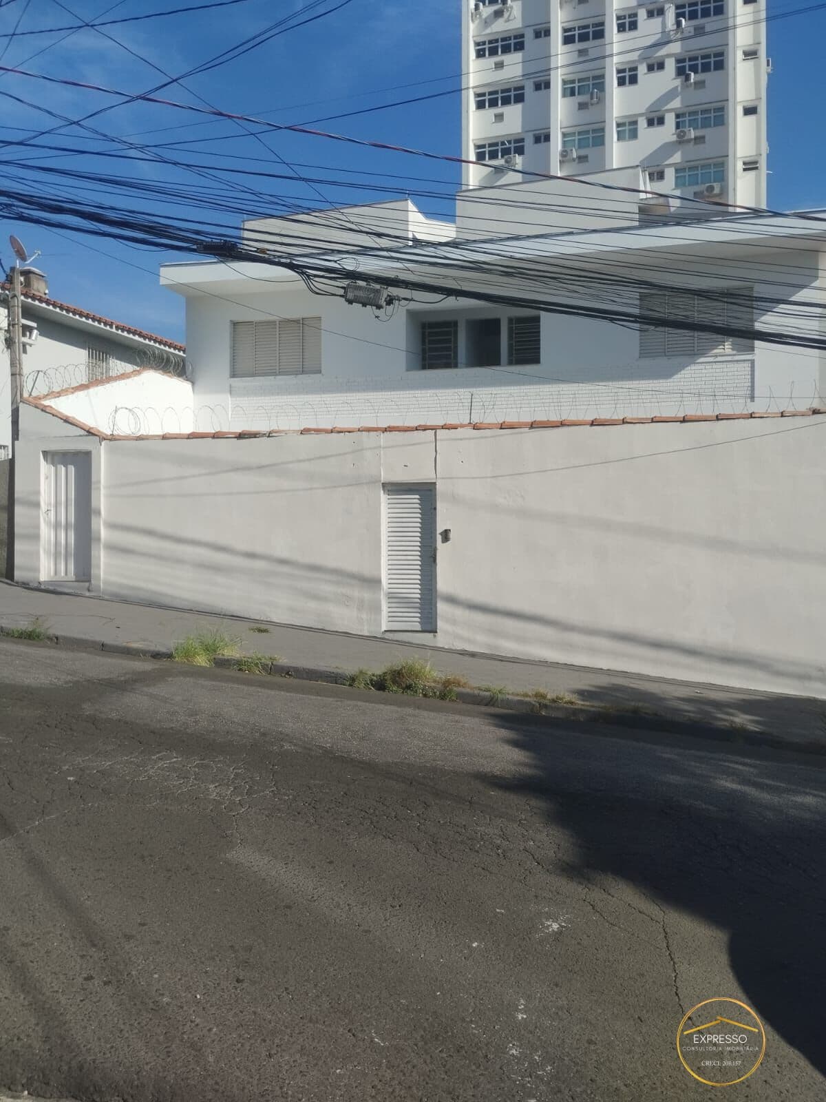 Casa Comercial