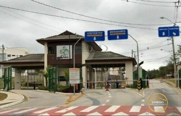 Sobrado Alto Padrão para locação Condomínio Chácara Ondina
