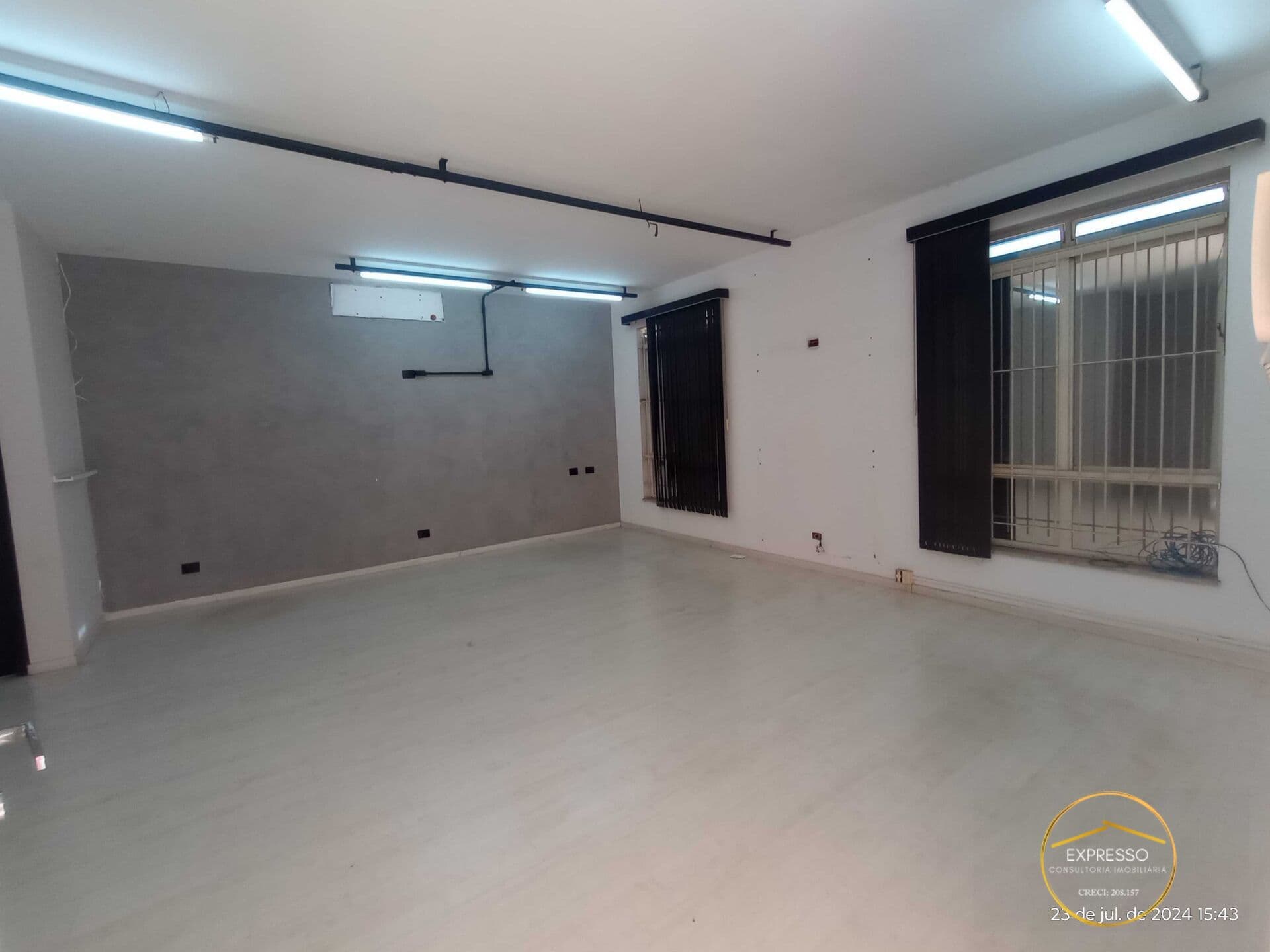 Ponto Comercial/Loja/Box em Sorocaba - Vila Leão
