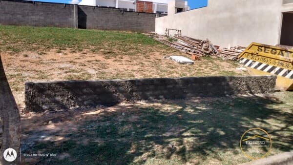 Terreno Escriturado em Condomínio