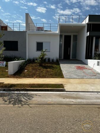 Casa com Jacuzzi condomínio
