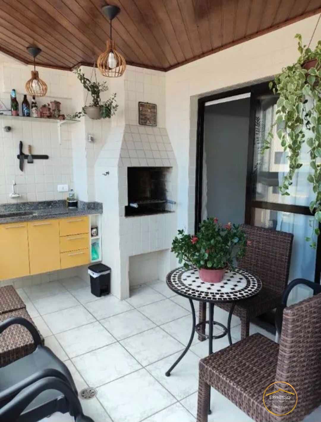🏢🌞 Apartamento Amplo de 3 Dormitórios - Sol da Manhã e 150 Metros da Praia🌞🏖