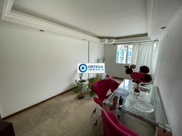 Apartamento com 2 quartos à venda, 75 m2, garagem, Barra, Salvador-BA