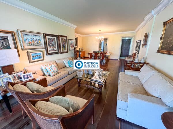 Cobertura duplex à venda, 270 m2, 4 suítes, piscina, 4 garagens, Ondina, Salvador-BA